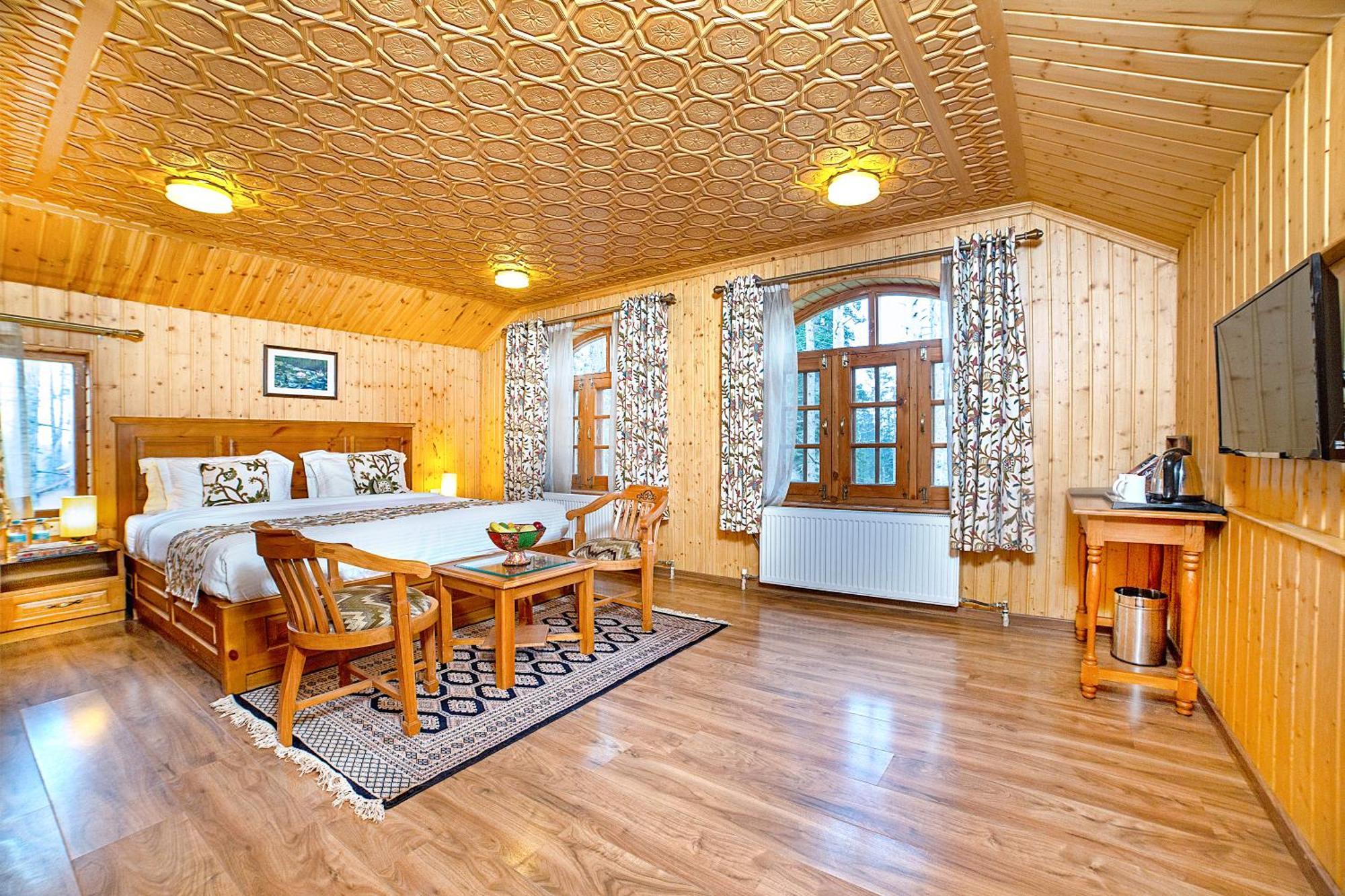 Shaw Inn By Stay Pattern Гульмарг Екстер'єр фото