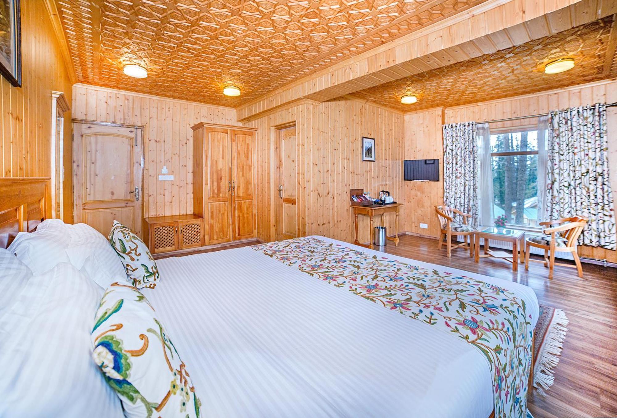 Shaw Inn By Stay Pattern Гульмарг Екстер'єр фото