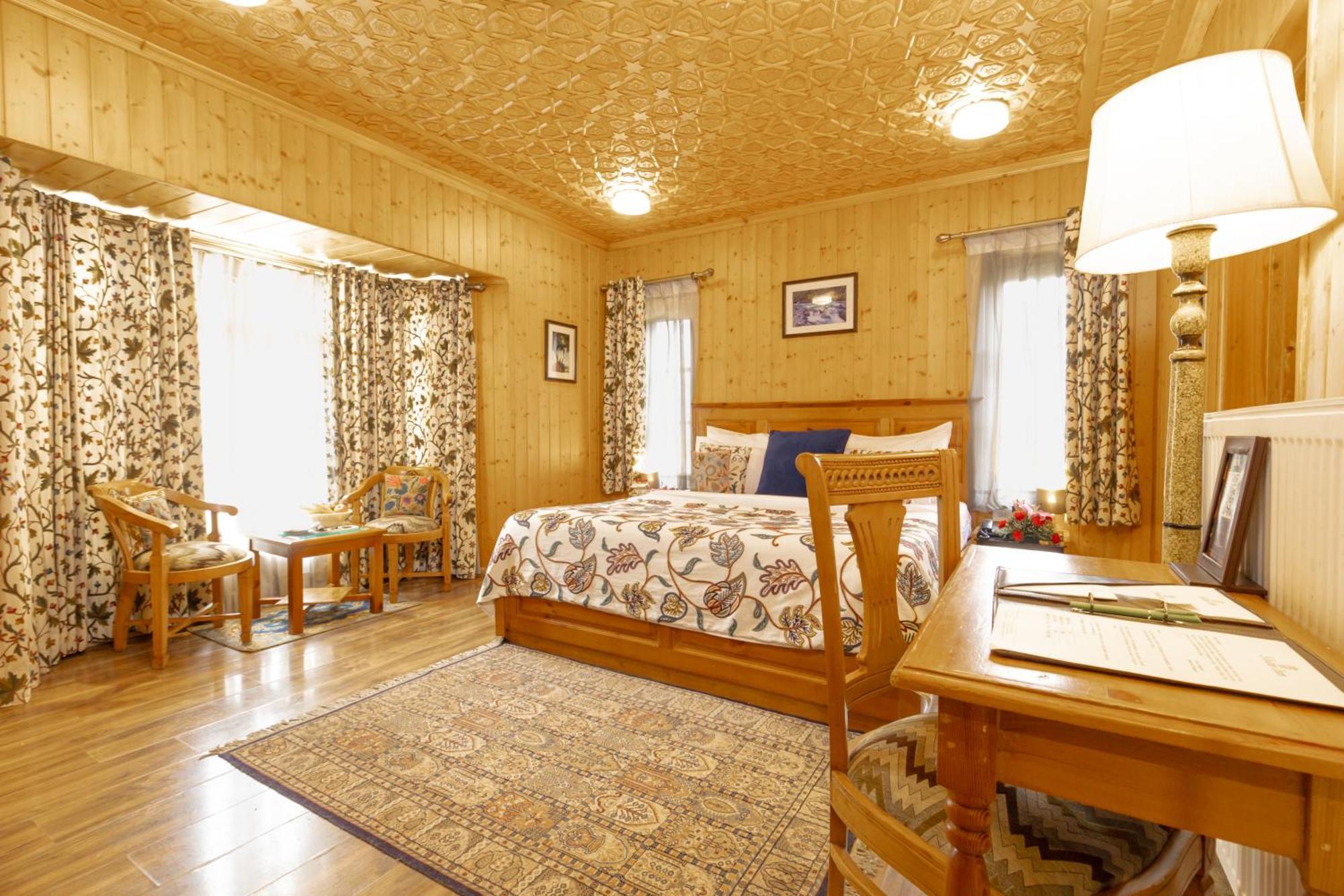 Shaw Inn By Stay Pattern Гульмарг Екстер'єр фото